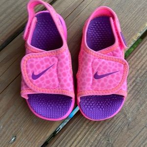 Nike toddler sandals